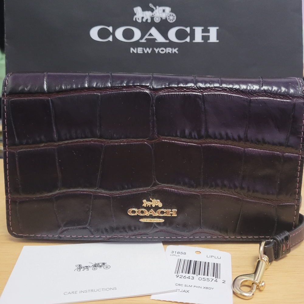 BRAND NEW Coach Slim Phone Crossbody Clutch